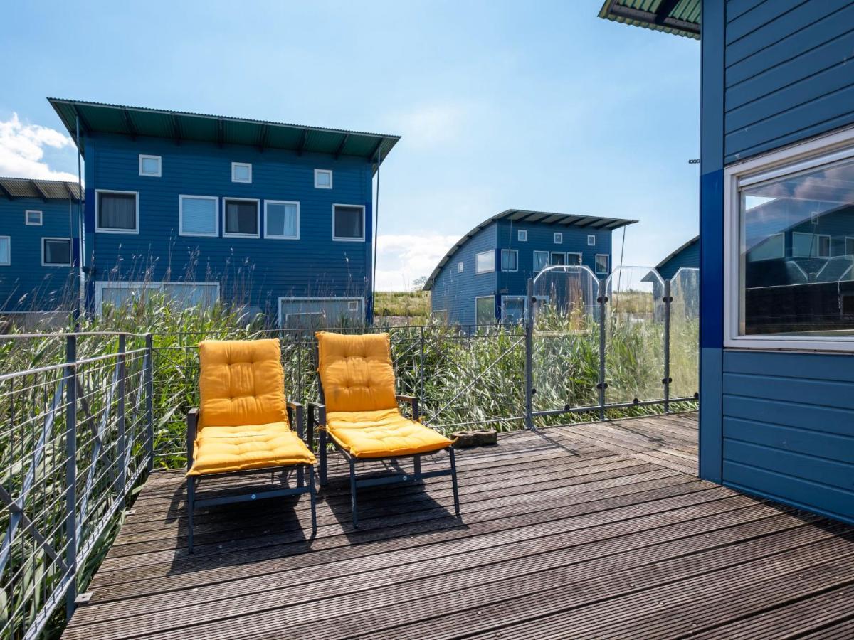 Holiday Home Jachthaven Oostmahorn By Interhome Anjum Exterior foto
